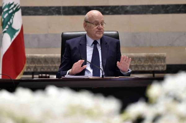 Lübnan Başbakanı Mikati, Beyrut'taki patlamayı İsrail'in işlediği yeni bir suç olarak nitelendirdi