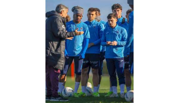 Trabzonspor'da Şenol Güneş, deplasman sorunu üzerinde duruyor