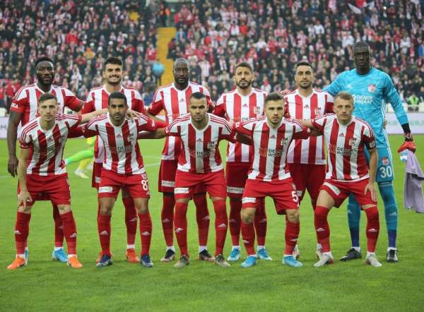 Sivasspor'un Gençlerbirliği kafilesi belli oldu: 4 isim kadroda yok! 