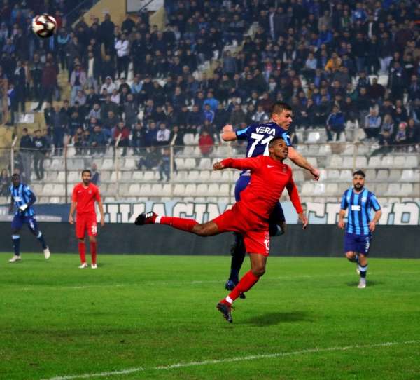 TFF 1. Lig: Adana Demirspor: 4 - Ümraniyespor: 2 