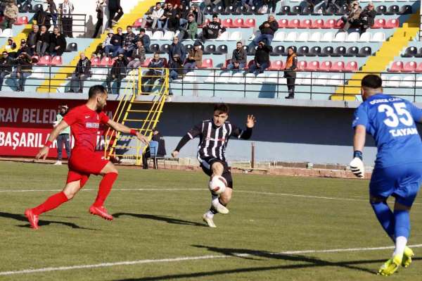 TFF 2. Lig: 68 Aksaray Belediyespor: 0 - Düzcespor: 0