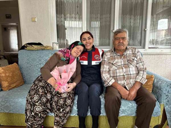 Jandarmadan şehit ailesi ve Kore gazisine vefa