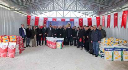 Amasya'da çiftçilere ayçiçek tohumu desteği