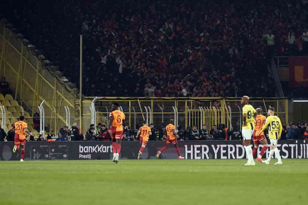 Galatasaray, Fenerbahçe'ye karşı bu sezon 2 galibiyetini kazandı