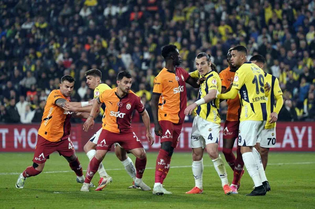 Galatasaray kupada Fenerbahçe'yi 14 kez yendi