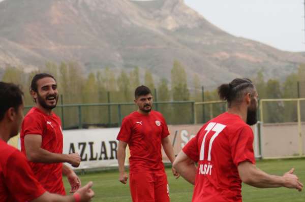 2. Lig: Sivas Belediyespor: 3 - Tarsus İdman Yurdu: 2