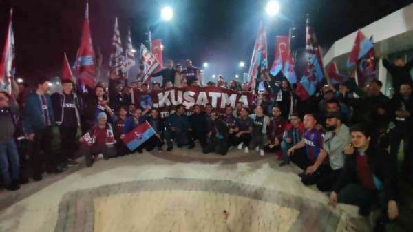 Van'daki Trabzonspor taraftarlarının kutlamaları devam ediyor - Van haber