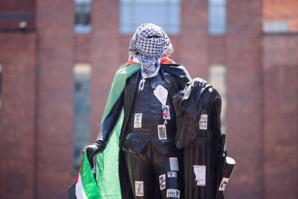 ABD'deki George Washington Üniversitesi'nde Filistin'e destek protestoları 8. gününde