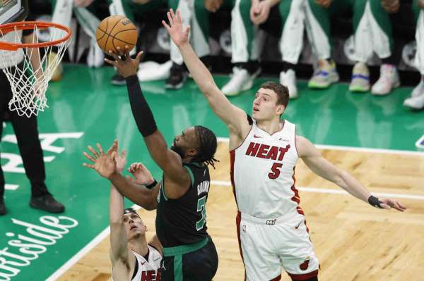 Boston Celtics, Doğu Konferansı'nda yarı finale yükseldi