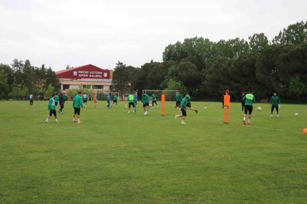 Sakaryaspor'un Süper Lig hayali play-off'lara kaldı