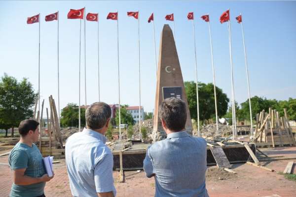 Mehmet Çavuş Anıtı'nın çevre düzenlemesi devam ediyor