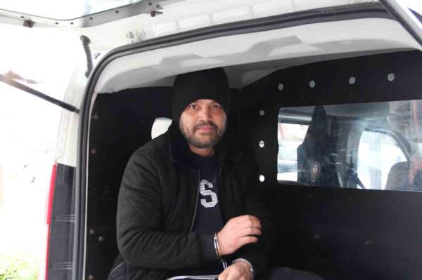 Eski sevgilisini 12 kez bıçaklayan caniden pişkin sözler: 'Pişman değilim, Allah'a havale ediyorum'