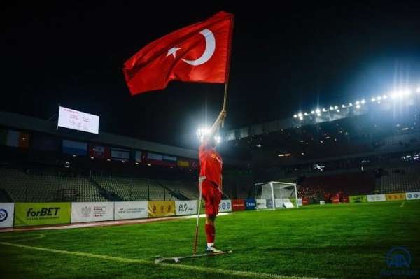 Ampute Milli Futbol Takımı'na Avrupa Şampiyonası için özel klip