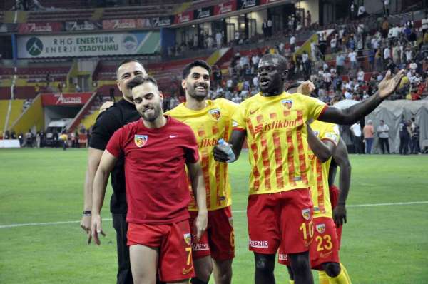 Kayserispor'da 16 yabancı futbolcu forma giydi