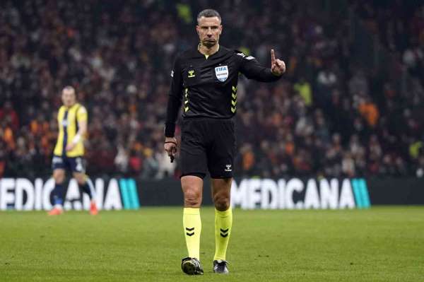 Süper Lig'de en çok düdük çalan hakem Cihan Aydın