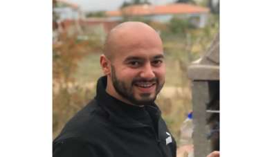 Takla atan otomobil sürücüsü hayatını kaybetti