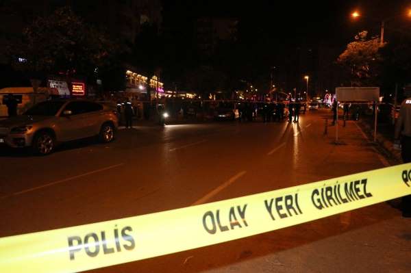 Adana'da meyhaneye silahlı saldırı: 3 yaralı
