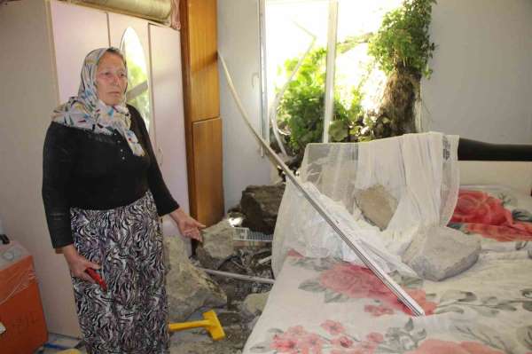 Amasya'da istinat duvarı evin üzerine çöktü