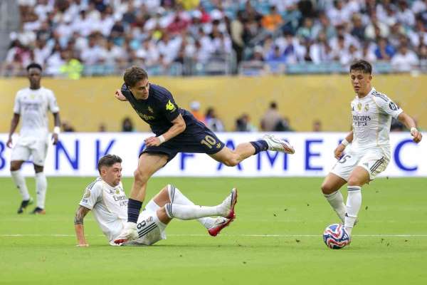 Arda ve Kenan'ın düellosunda kazanan Real Madrid