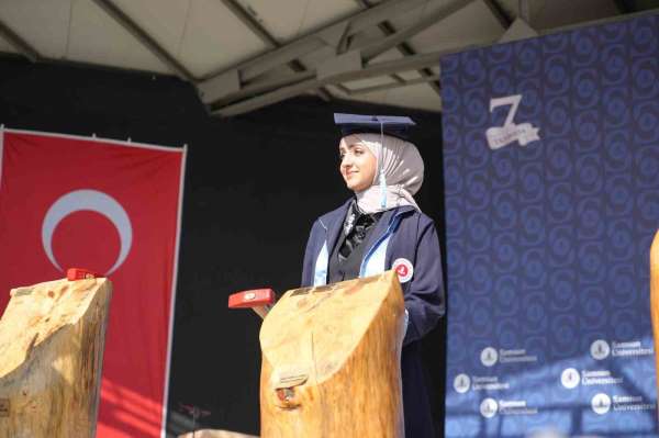 Yemenli öğrenci Samsun'da üniversite birincisi oldu