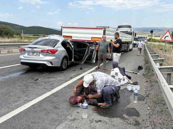 Kemikli Rampaları'nda feci kaza: 1 ölü, 8 yaralı