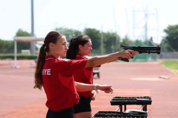 Modern Pentatlonda Osmangazi rüzgarı Avrupa'da esecek