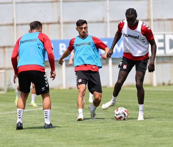 Sivasspor'da Erzurum maçı hazırlıkları sürüyor
