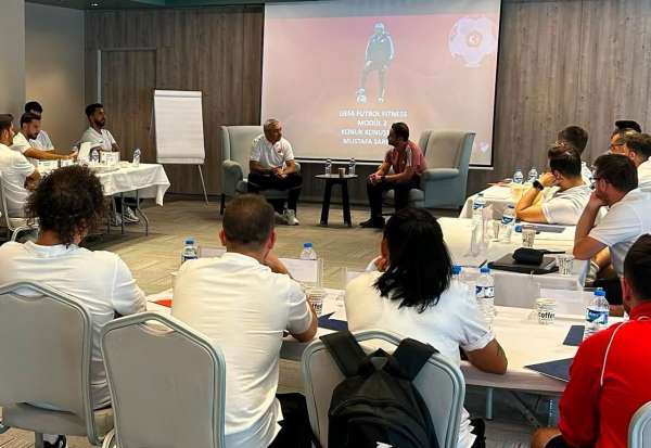 Sarıgül, UEFA Fitness B-1 Kursunda tecrübelerini paylaştı