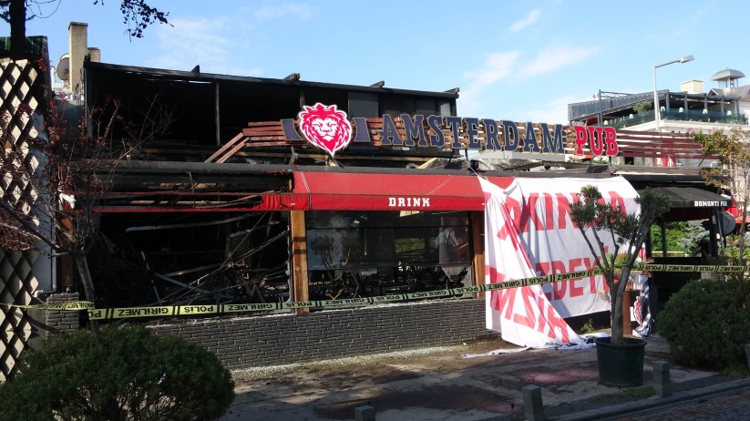 Samsun'da 2 kişinin öldürüldüğü bar kundaklandı!