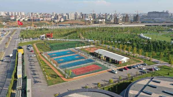 Başakşehir Millet Bahçesi Spor Parkı hizmete açıldı