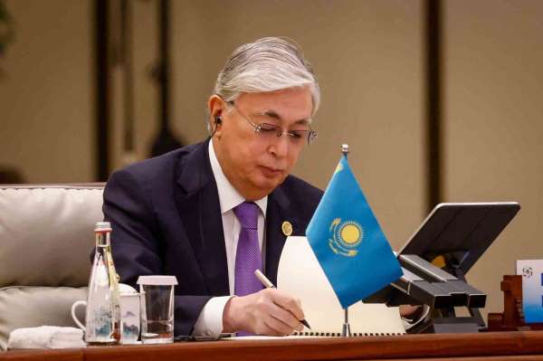 Kazakistan'da nükleer santral için referandum yapılacak