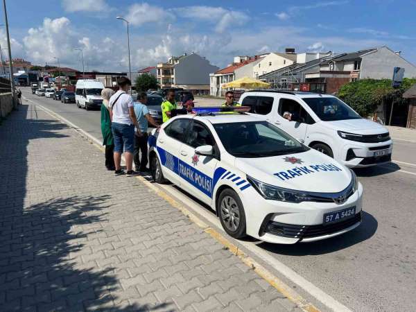 Sinop'ta otomobilin çarptığı çocuk yaralandı