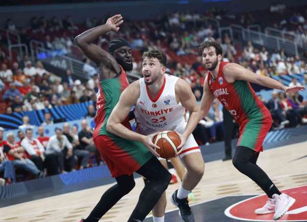 A Milli Erkek Basketbol Takımı, grup liderliği için Sırbistan karşısında