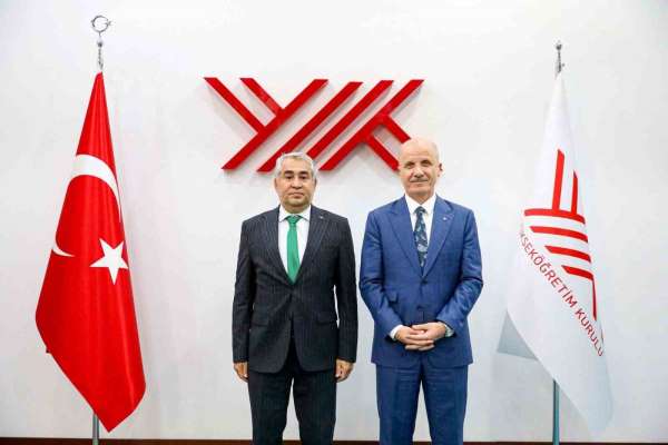 ADÜ Rektörü Kent, üniversitedeki çalışmalar hakkında YÖK Başkanı Prof. Dr. Özvar'a sunum yaptı