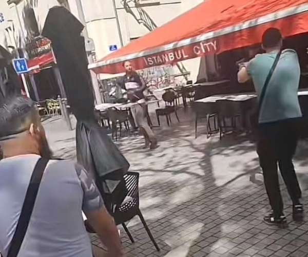 Fransa'da bıçaklı saldırı: 4 yaralı