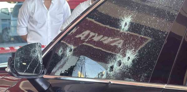 Diyarbakır'da ışıkta duran otomobile silahlı saldırı: 2 yaralı