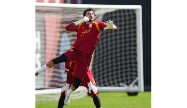Galatasaray'ın yeni transferi Deniz Gül, ilk antrenmanına çıktı