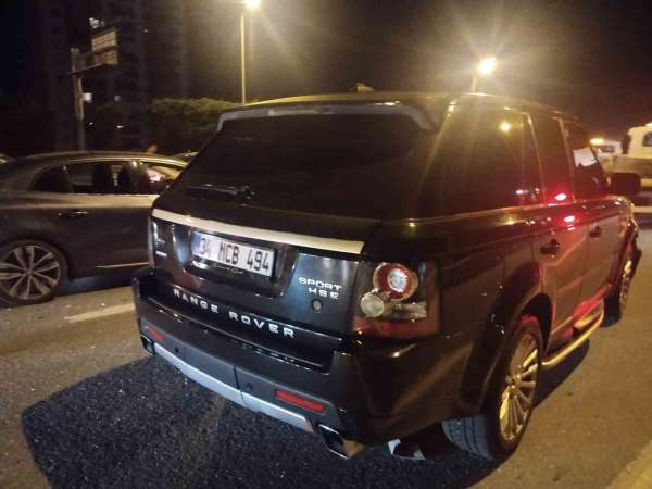 Ümraniye'de zincirleme kaza: 3 yaralı