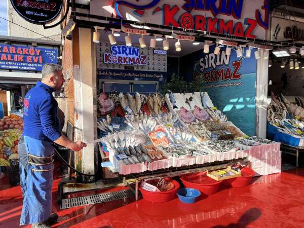 Balık tezgahlarında hamsi bolluğu yaşanıyor - İstanbul haber