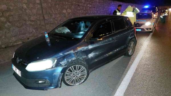 Samsun'da otomobil bariyere çarptı: 1 yaralı - Samsun haber
