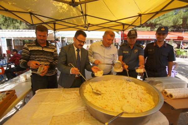 Osmancık'ta sürücülere pilav dağıtıldı