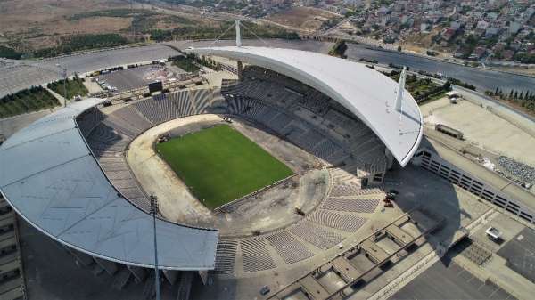 (Özel haber) Atatürk Olimpiyat Stadı, UEFA Şampiyonlar Ligi finaline hazırlanıyo