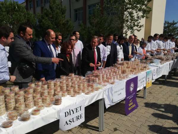 Trakya Üniversitesinden 'diyet, diyabet ve çölyak' hastalarına özel aşure ikramı