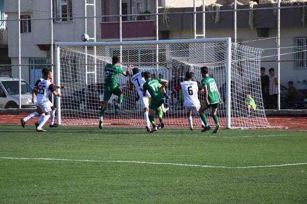 Araban Belediyespor, Gaziantepgücüspor'u 4-0 mağlup etti