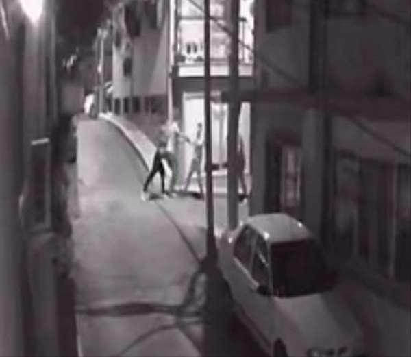 Aydın'da bir genci kafasından bıçaklayan şüpheli İzmir'de cinayet işledi