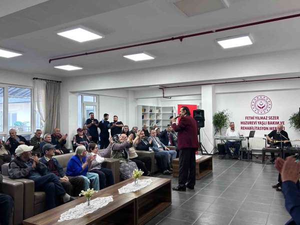 Huzurevi sakinleri ve koruma altındaki çocuklar anlamlı etkinlikte bir araya geldi