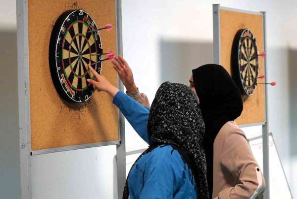 Manisa'daki GSB yurtlarında spor ve sanat etkinlikleri başladı