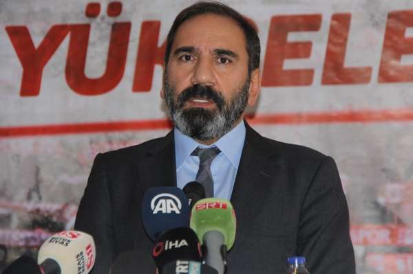 Mecnun Otyakmaz: 'Önümüzde şampiyonluk hedefi var' 