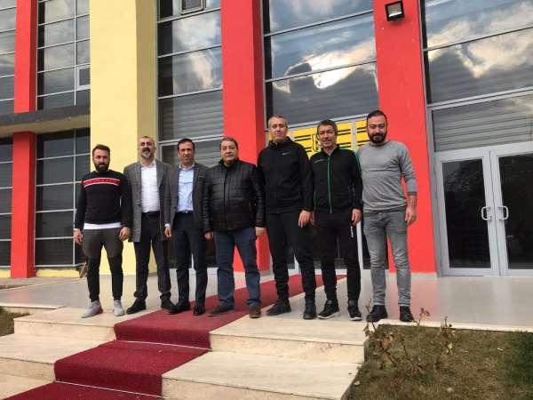 Milletvekili Fendoğlu'ndan Yeni Malatyaspor'a moral ziyareti 
