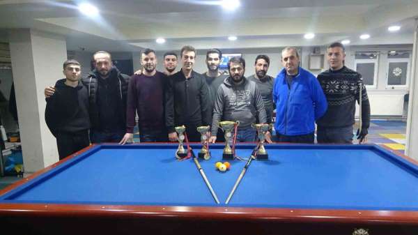 Muş'ta depremzedeler yararına bilardo turnuvası düzenlendi